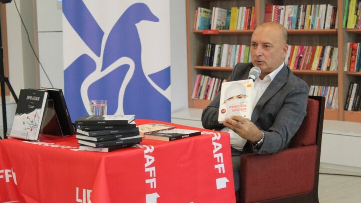 New best parada wave