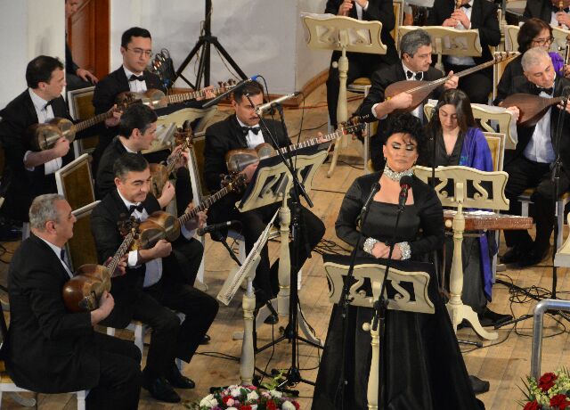 <p>Filarmoniyada “Sən elə bir zirvəsən” adlı konsert təşkil olunub- Minə Türksoy (FOTO=10)</p>