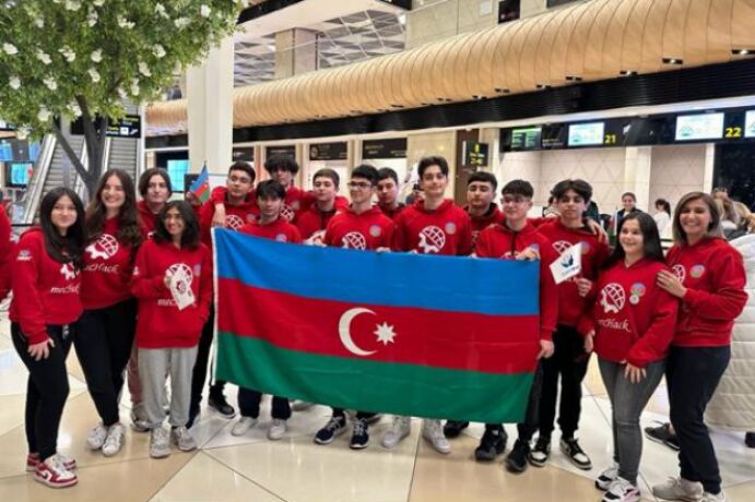 <p>NASA-nın  sponsorluq etdiyi FRC (First Robotic Competition) müsabiqəsinə yola düşən gənclərimiz...</p>