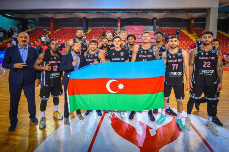 <p>Basketbol: 