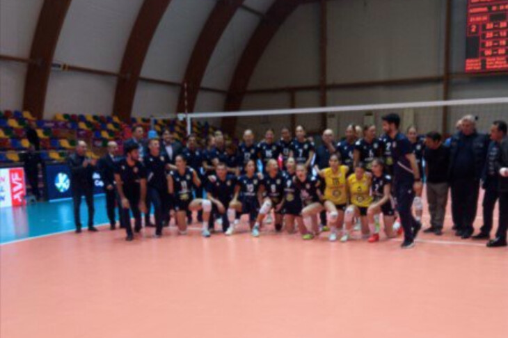 <p>Voleybol: 