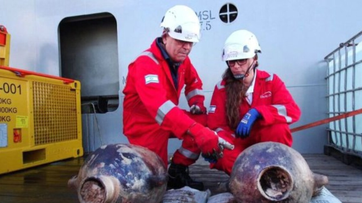 Beautiful tea cups to make you that matcha