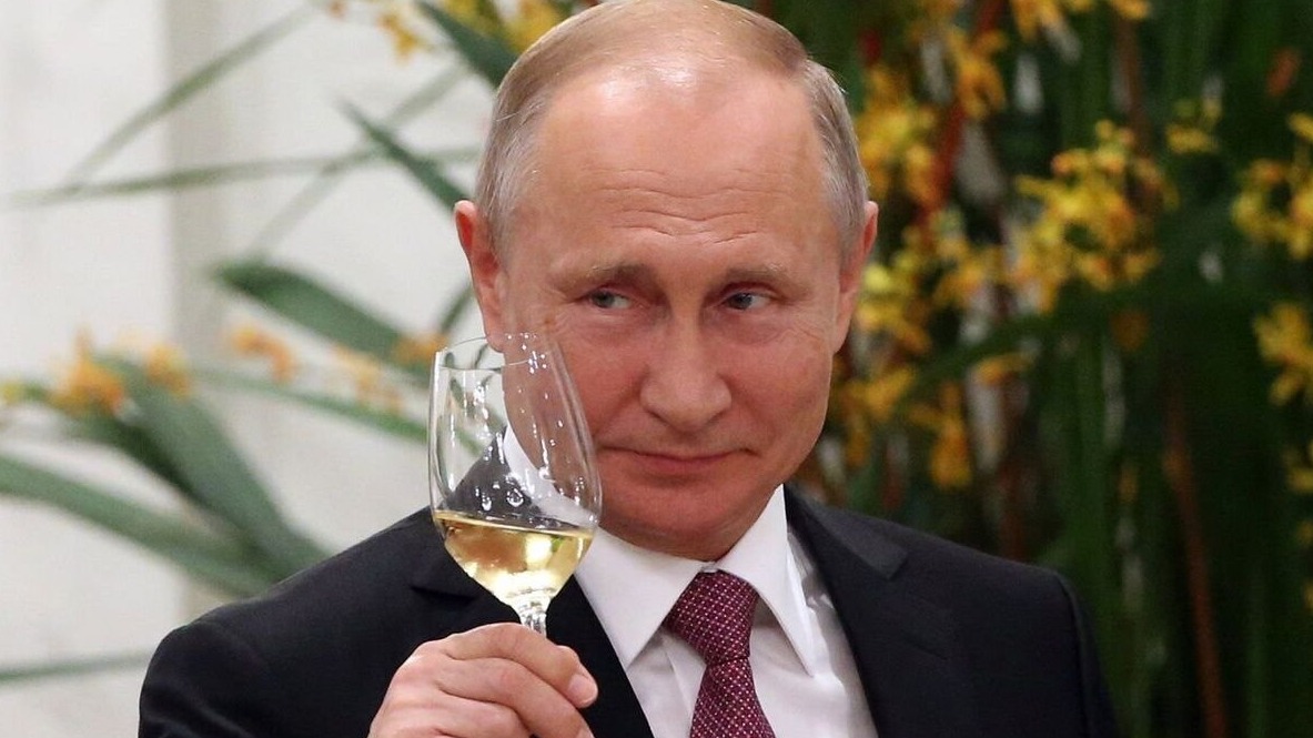 Beautiful tea cups to make you that matcha