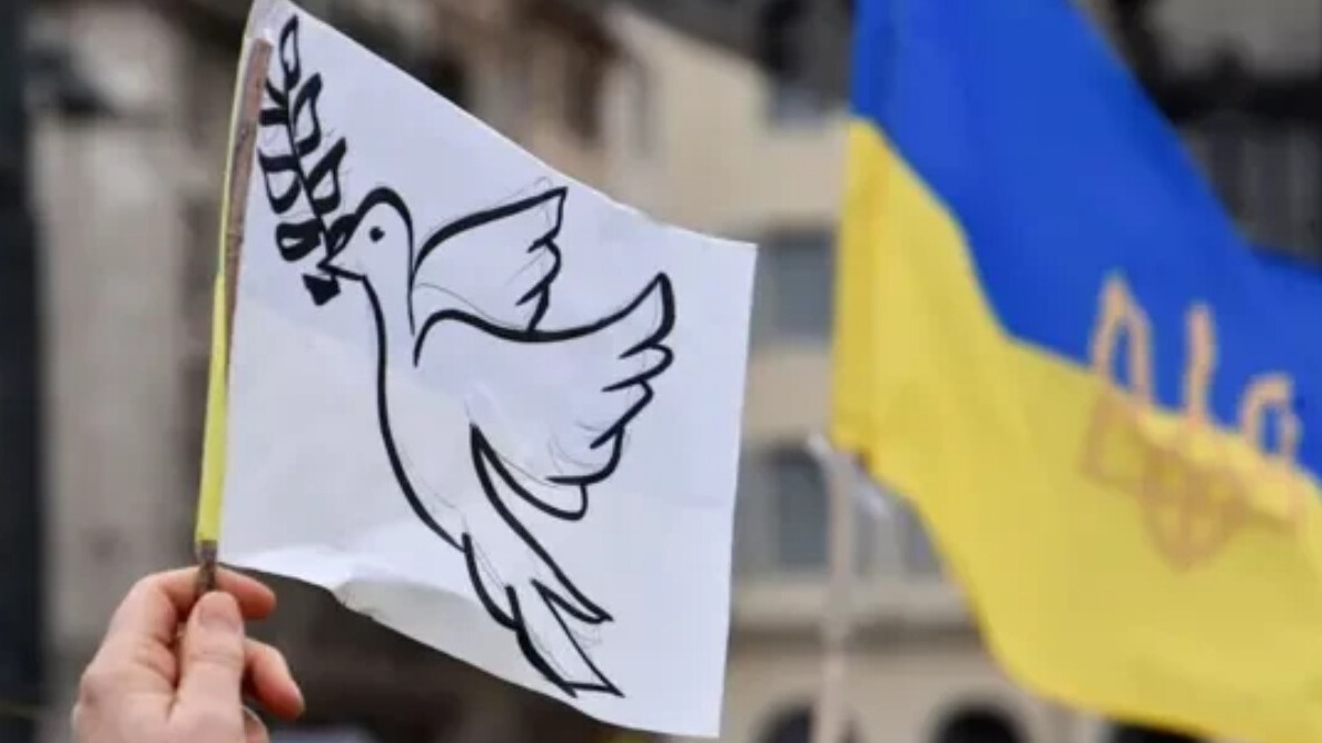 Beautiful tea cups to make you that matcha