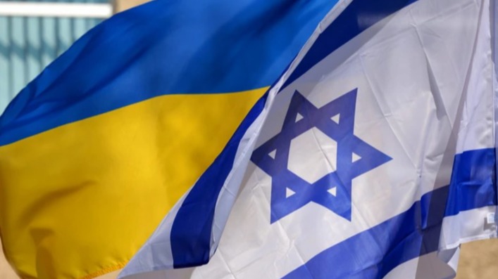 Beautiful tea cups to make you that matcha